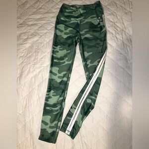 TLF Full Length Stealth Leggings Sage Green Camo w Pinstripe - Size XS
